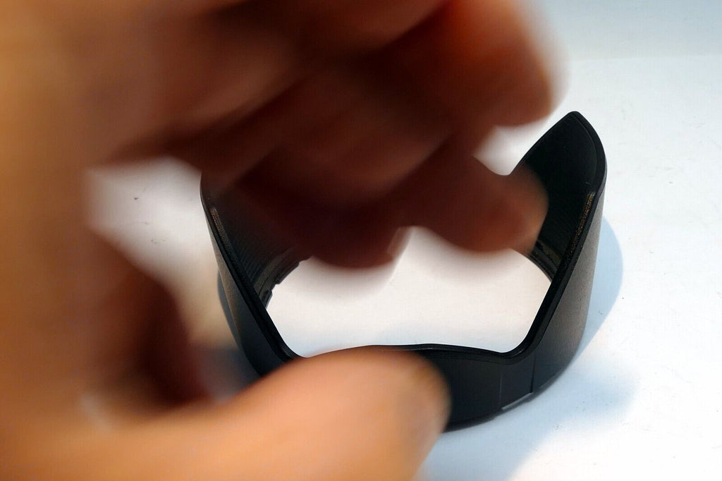 Tamron AD06 Lens Hood Shade for  18-200mm F/3.5-6.3 XR Di-II LD Genuine