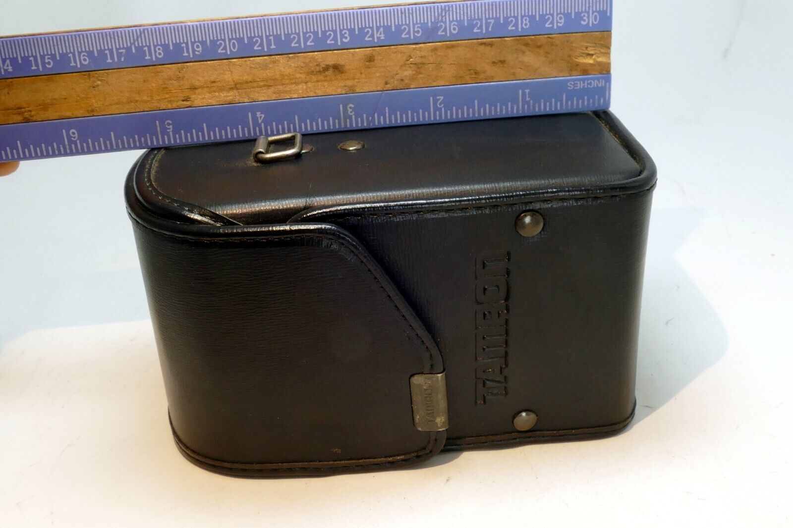 Tamron L-10 Leather Hard Case for 28-80mm lens