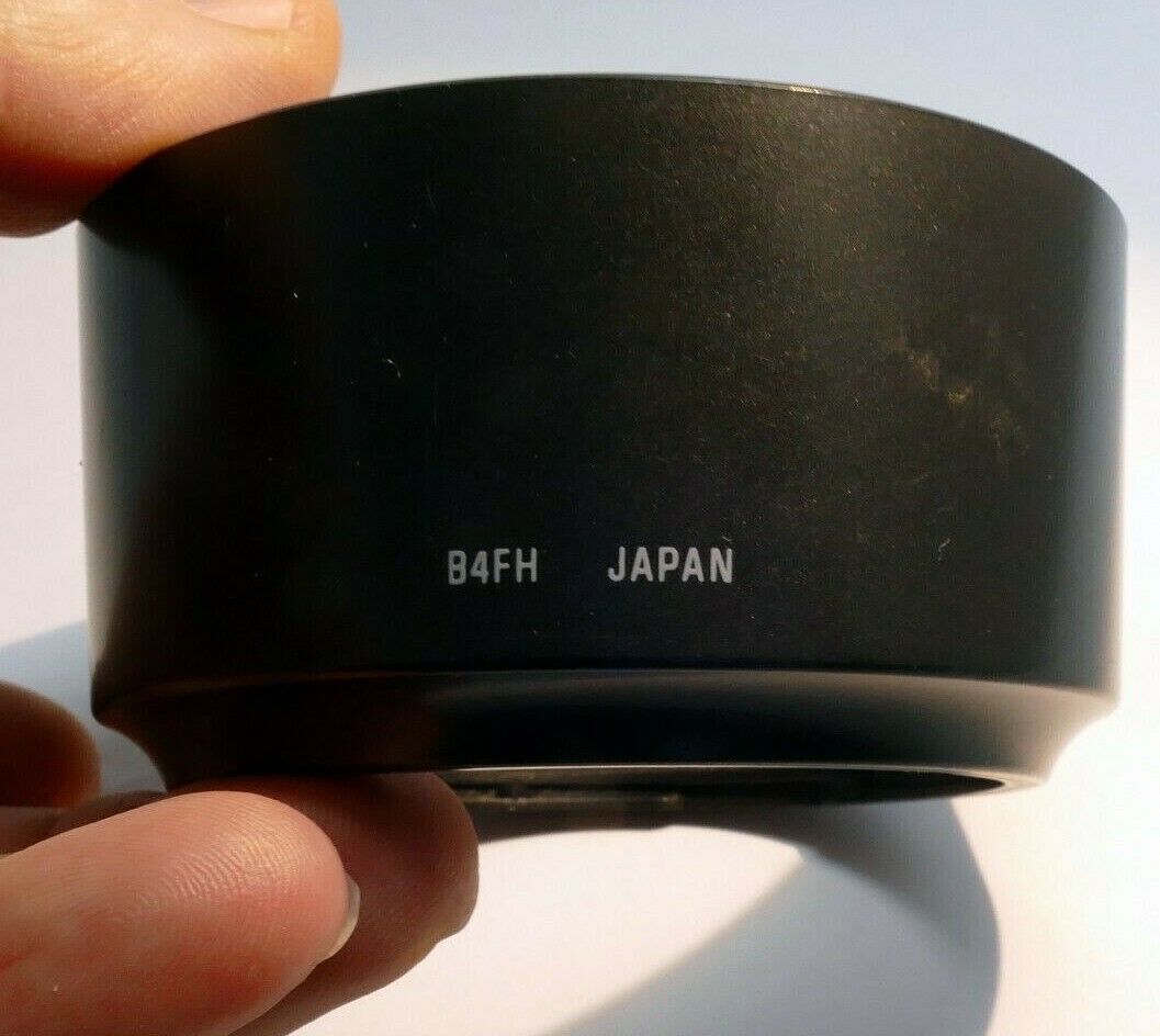 Lens hood for Tamron B4FH shade for 70-300mm f4-5.6 AF telephoto zoom with 58