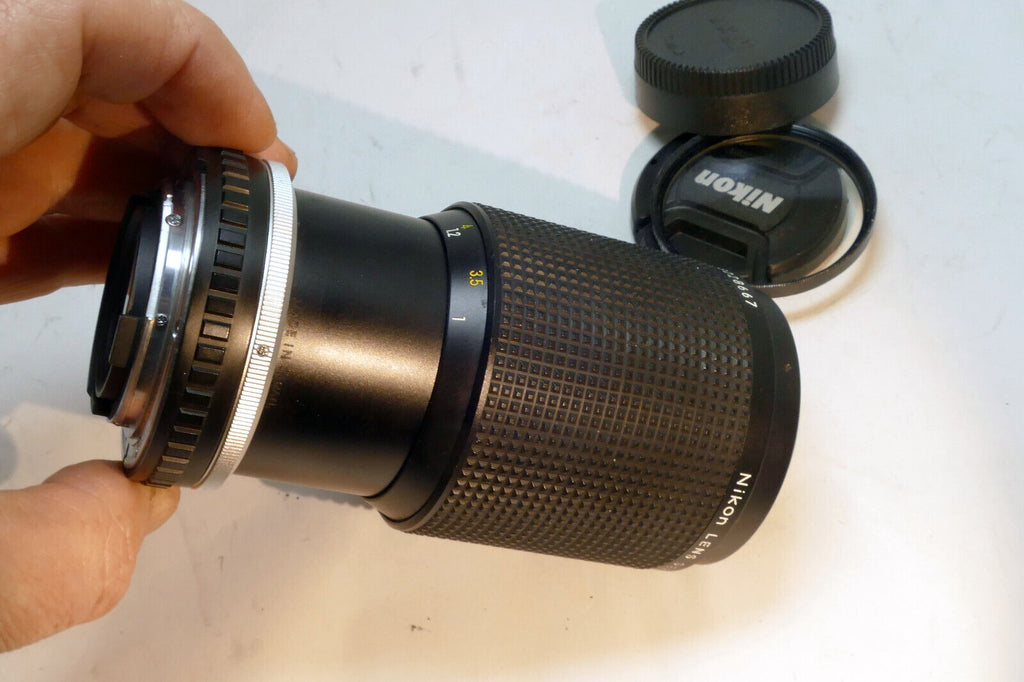 Nikon 75-150mm f3.5 Ai-s E series Lens  manual focus w/ fungus webbing glass