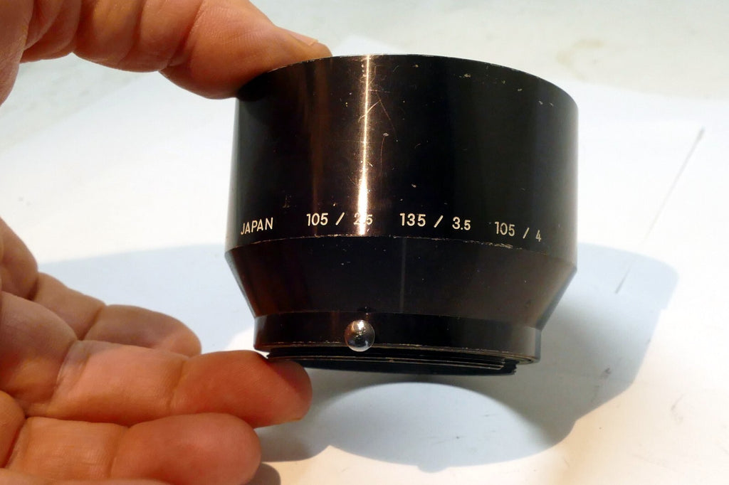 Nikon 52mm HS-4 Clip-on Lens Hood 105mm f2.8 f4 micro Nikkor fits 85mm f2 AI