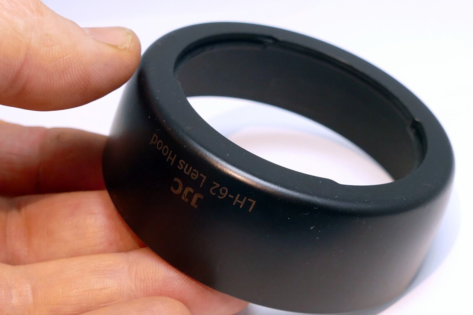 ES-62 Lens Hood Shade for Canon  EF 50mm f/1.8 II lens