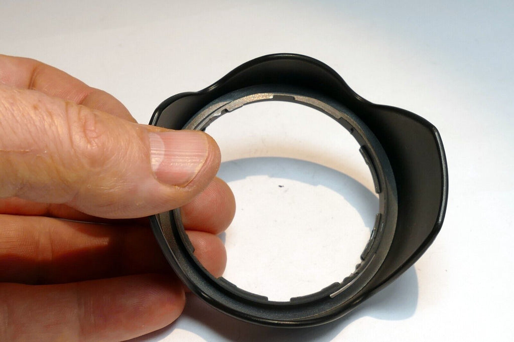 Bower 52mm  Lens Hood Shade plastic  Tulip Pro twist on type