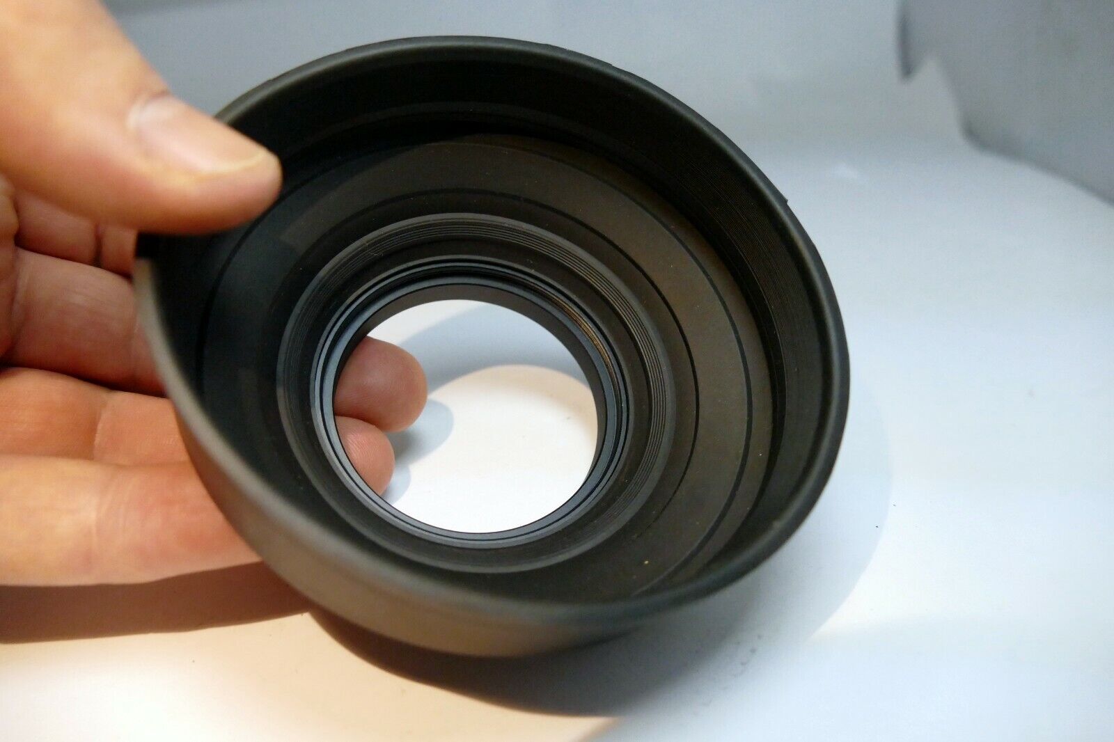 55mm rubber lens hood shade 3-way telephoto and wide angle 28-135mm
