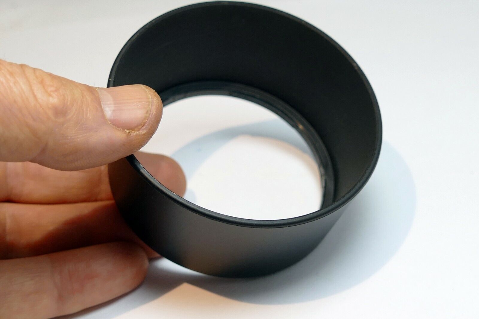 61.5mm ID Lens Hood Shade twist on type