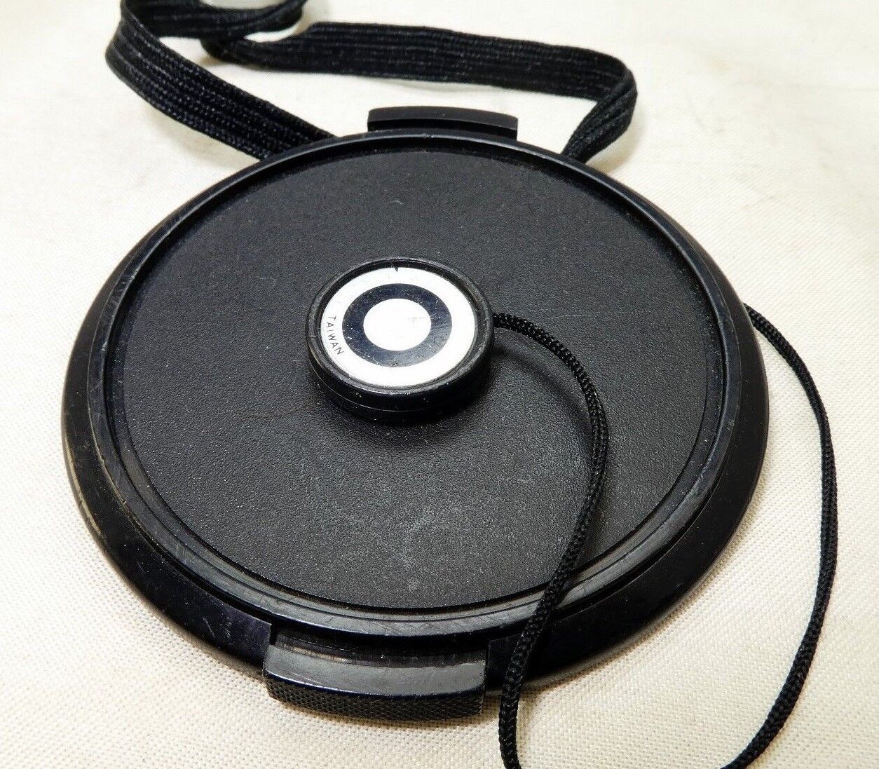 58mm Lens Front Cap w/ Keeper String  Black made in Japan