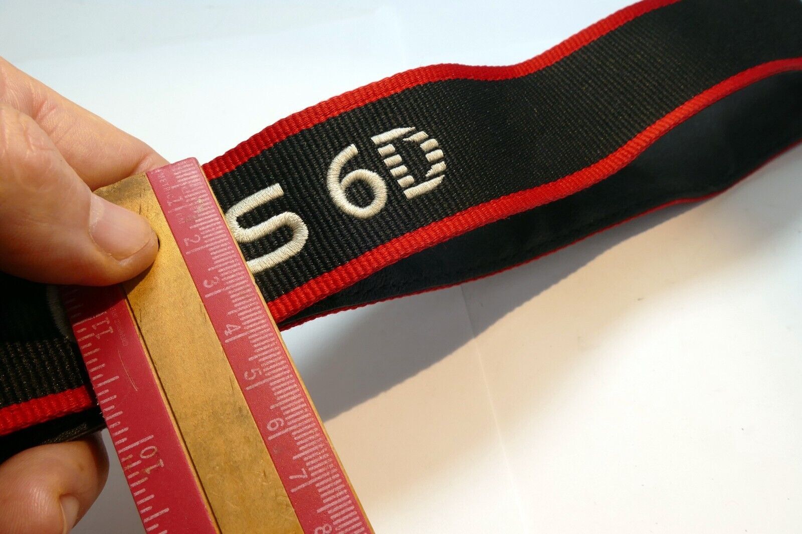 Canon EOS 6D Camera Shoulder Neck Strap Black 4cm wide -  Genuine OEM