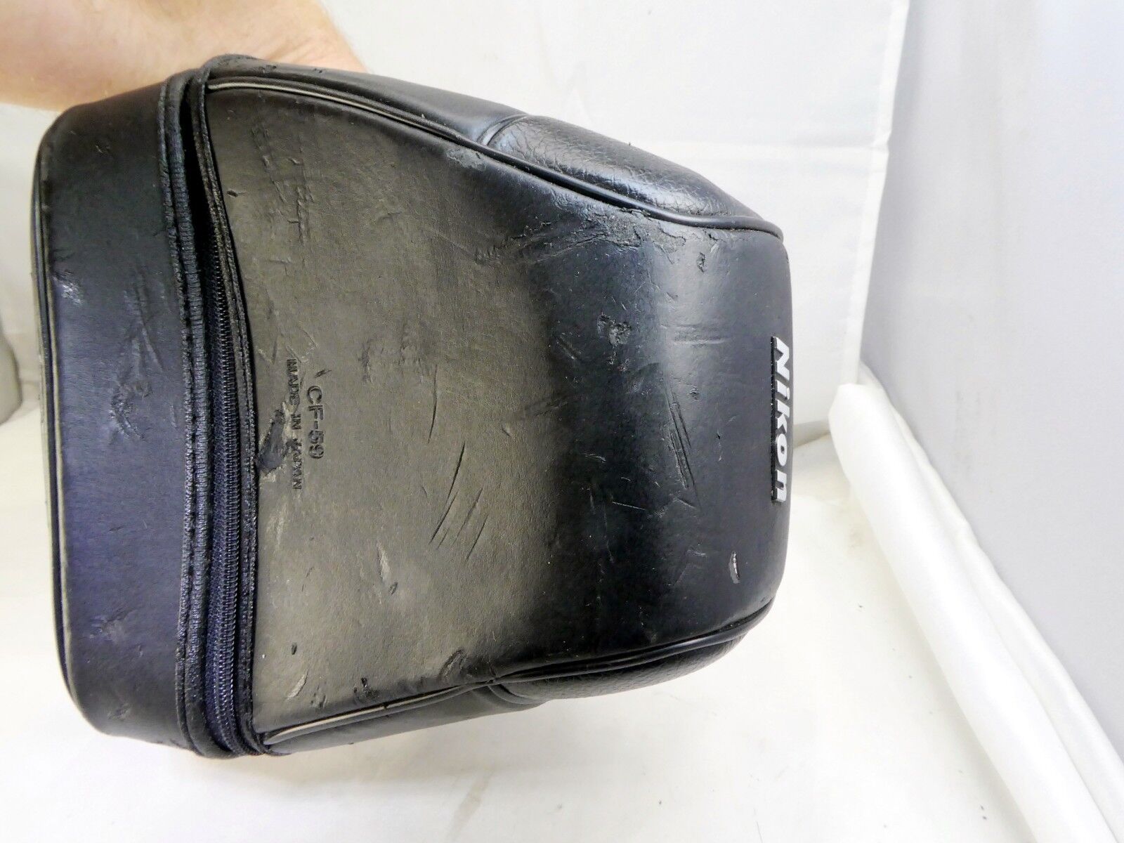 Nikon CF-59 Semi-Soft Case  for N80 cameras with 28-80mm AF Nikkor lens