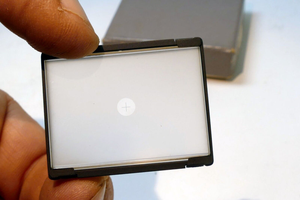 Nikon Focusing Screen Type C cross-hair reticle For Nikon F & F2 - mint