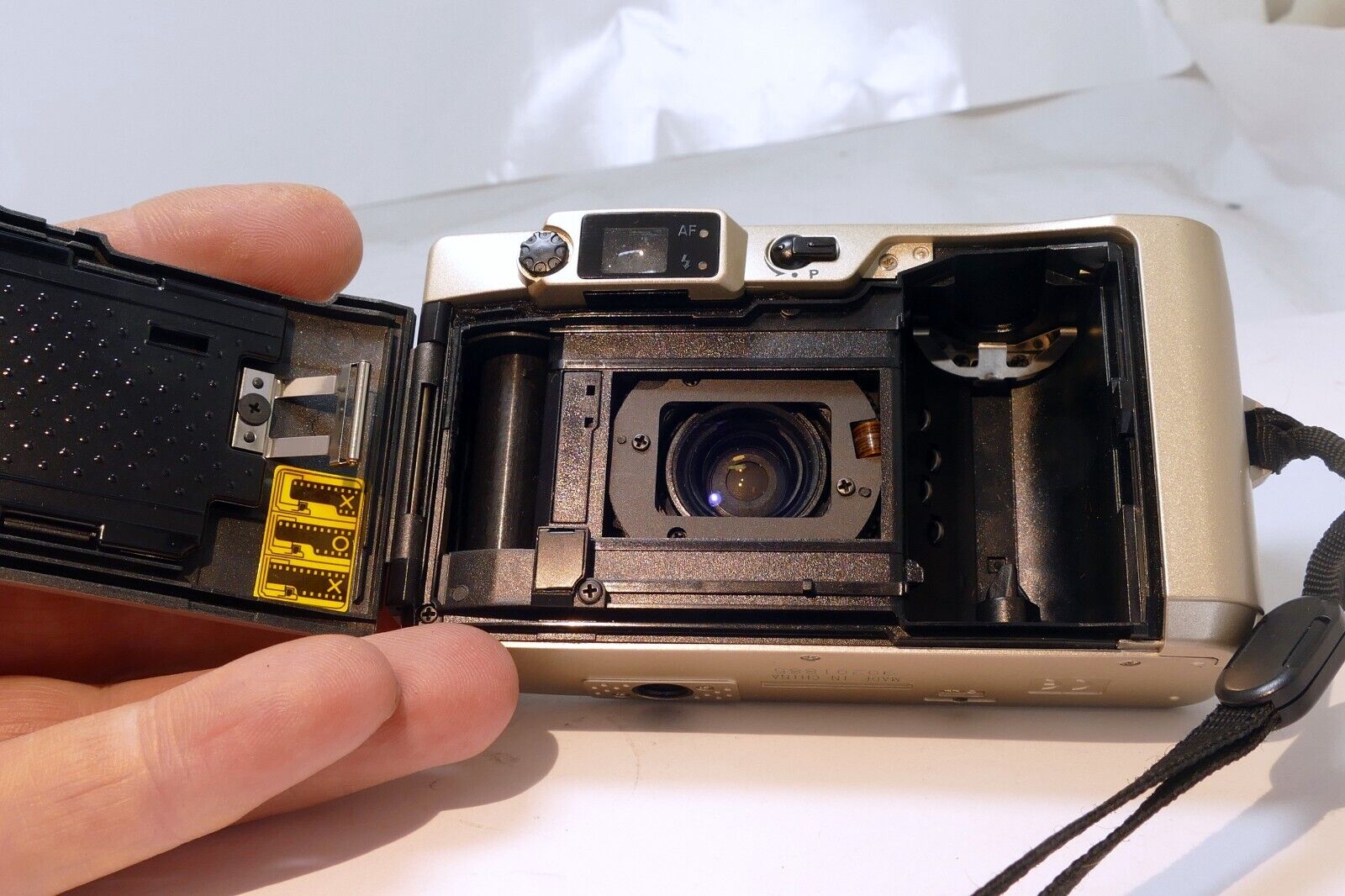 Samsung Evoca 70 SE Quartz Date camera 35mm point and shoot - Untested