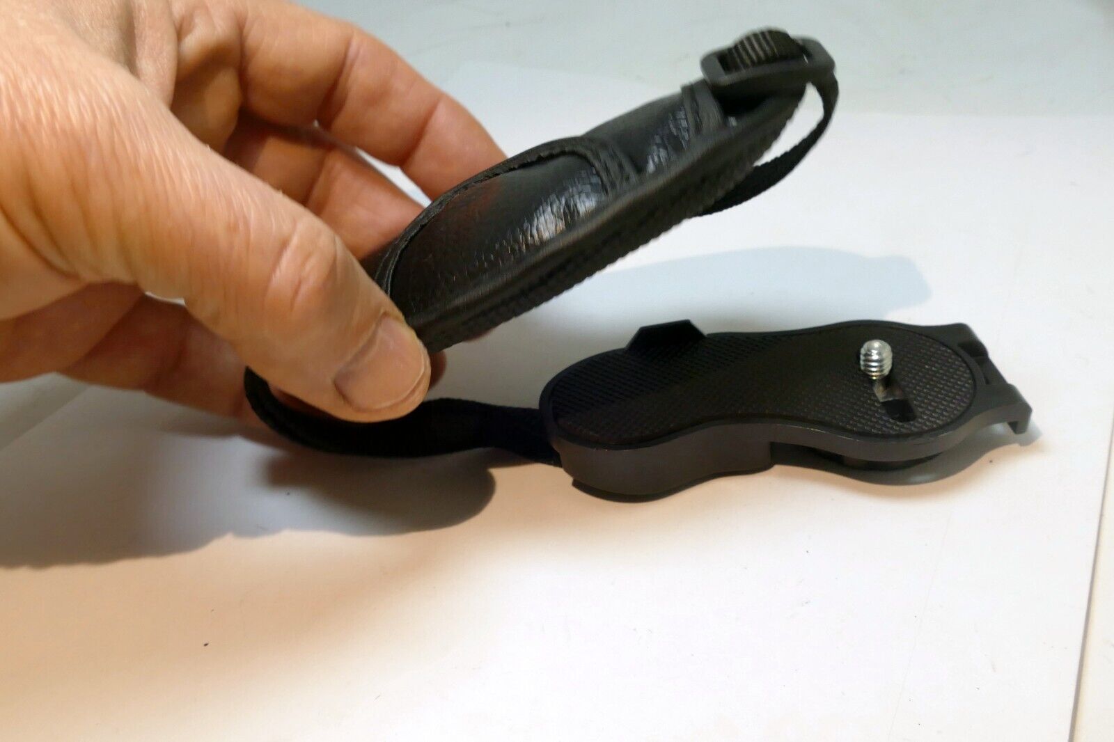 Hand Grip Camera Strap with Tripod screw 1/4"  type