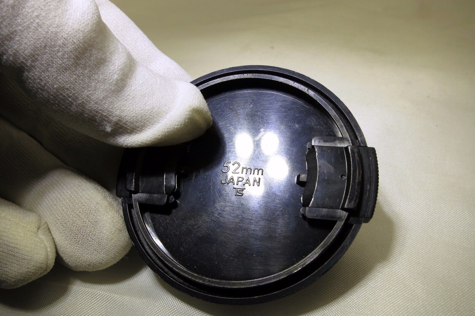 Vivitar 52mm front cap Snap on type plastic