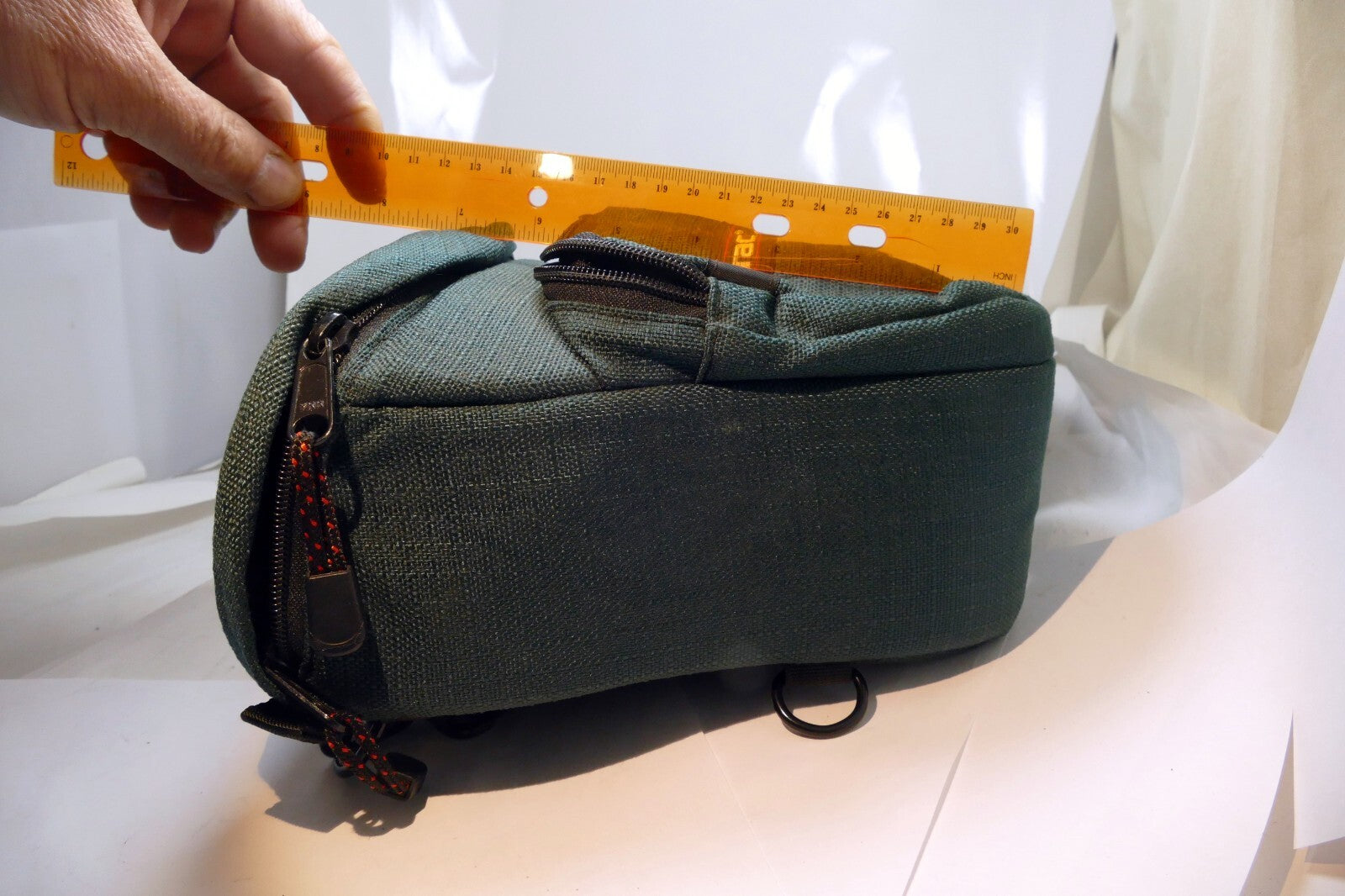 Tamrac Soft Medium Size Camera case for Canon T8i T7i T6i digital rebel