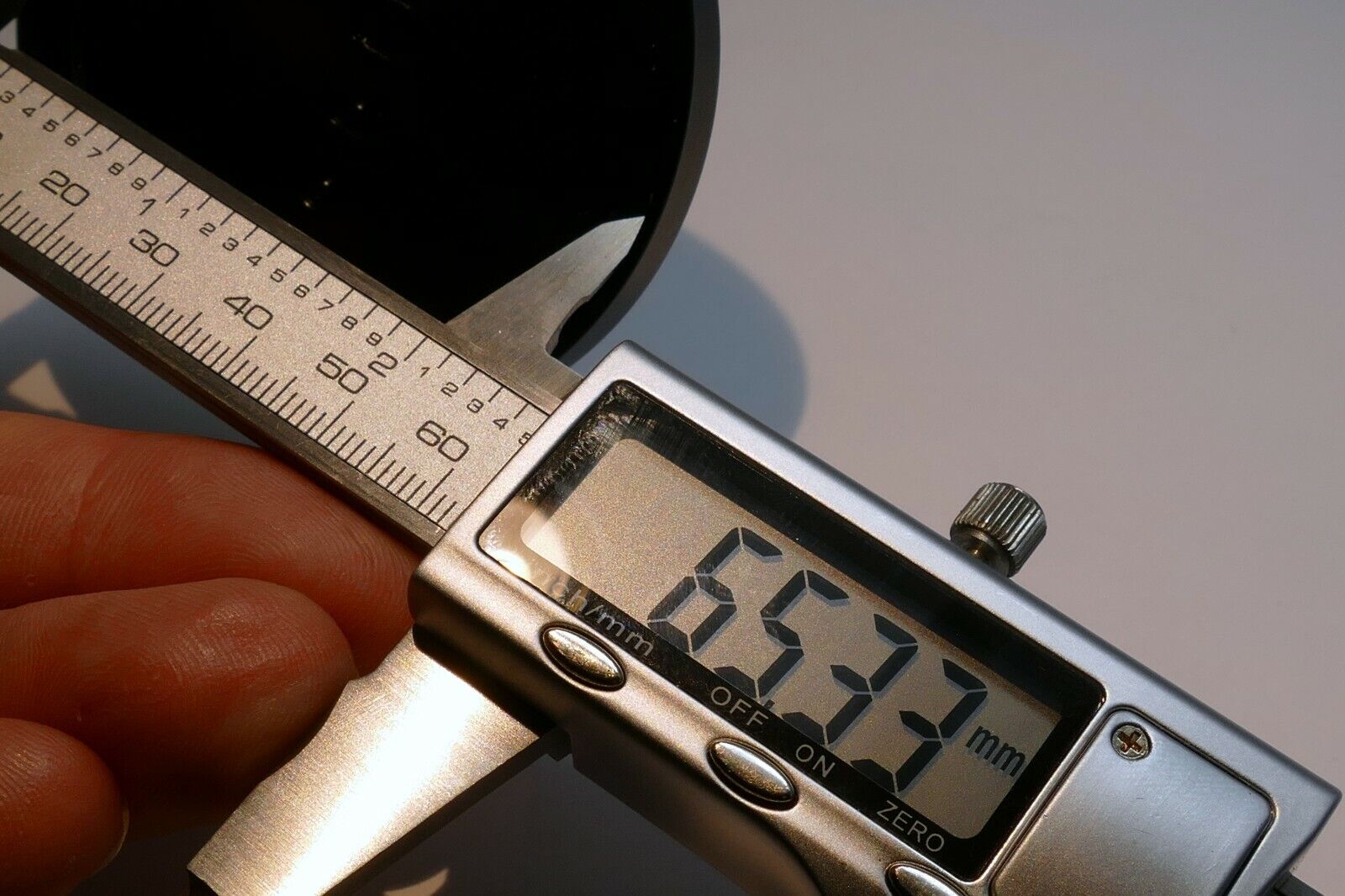 SOLIGOR 65mm ID Metal Lens Front Cap - slip on type for 63mm rim