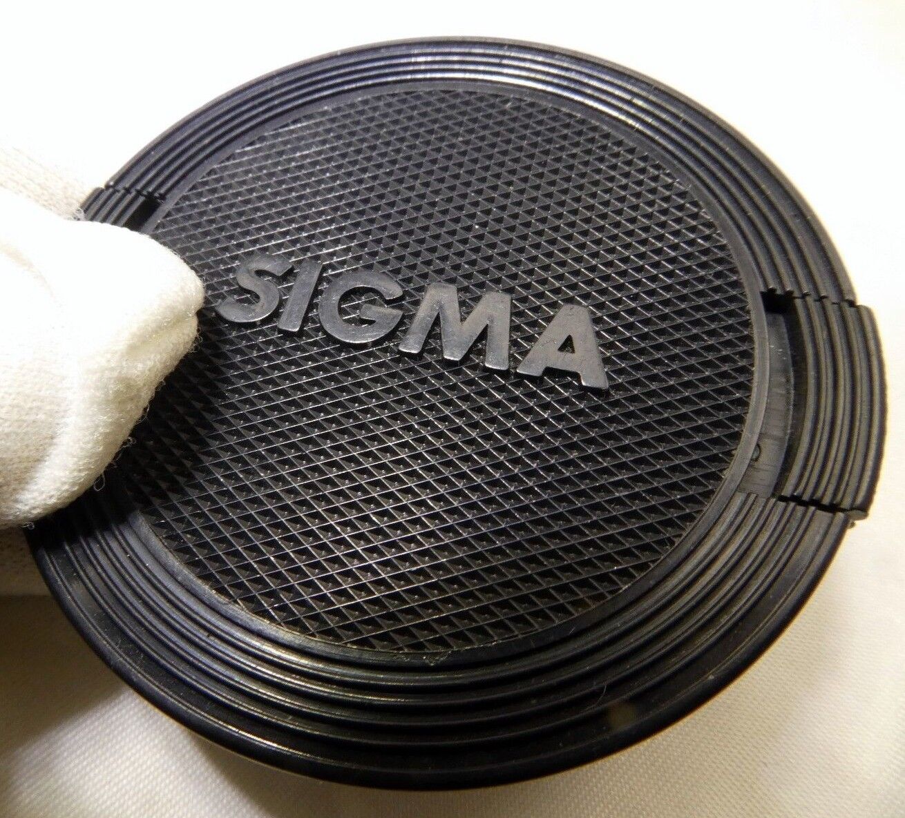 Sigma 55mm Front Lens Cap Snap on type all Black