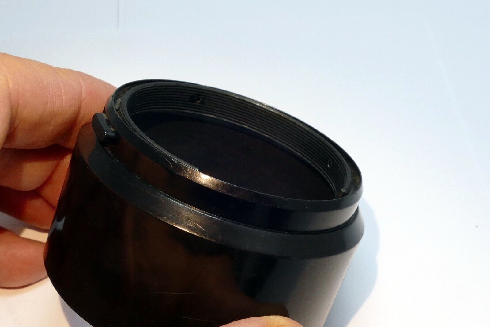 55mm Lens Hood Shade snap on plastic for 85mm 135mm telephoto