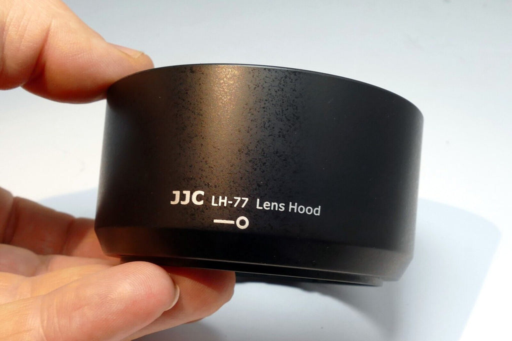 Replacement  HB-37 Lens Hood Shade for 55-200mm f4-5.6G VR (55mm rim) Nikon AF-s