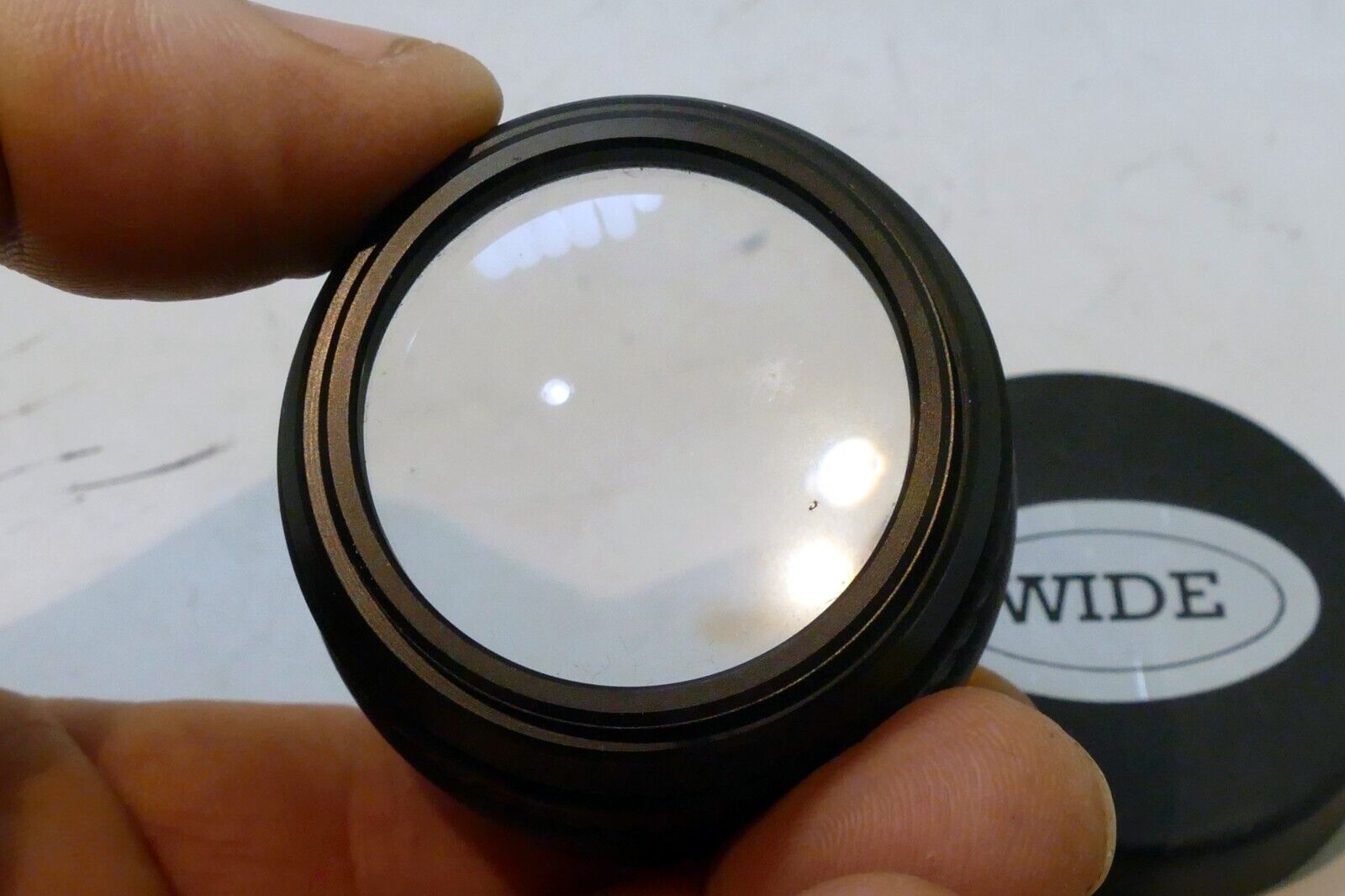 Lenmar 0.5X AUX Wide Angle Lens - Fungus and haze inside - NEEDS CLEANING