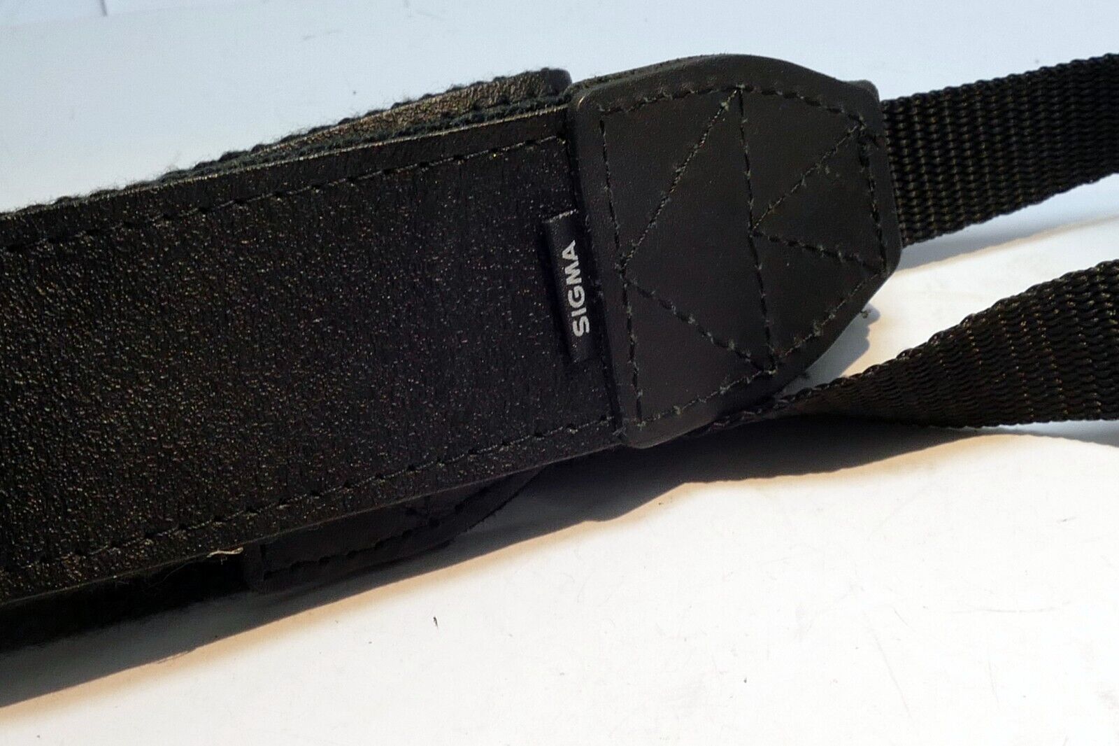 Sigma Strap  for a Lens case 4cm wide for EX f2.8 APO padded case - genuine