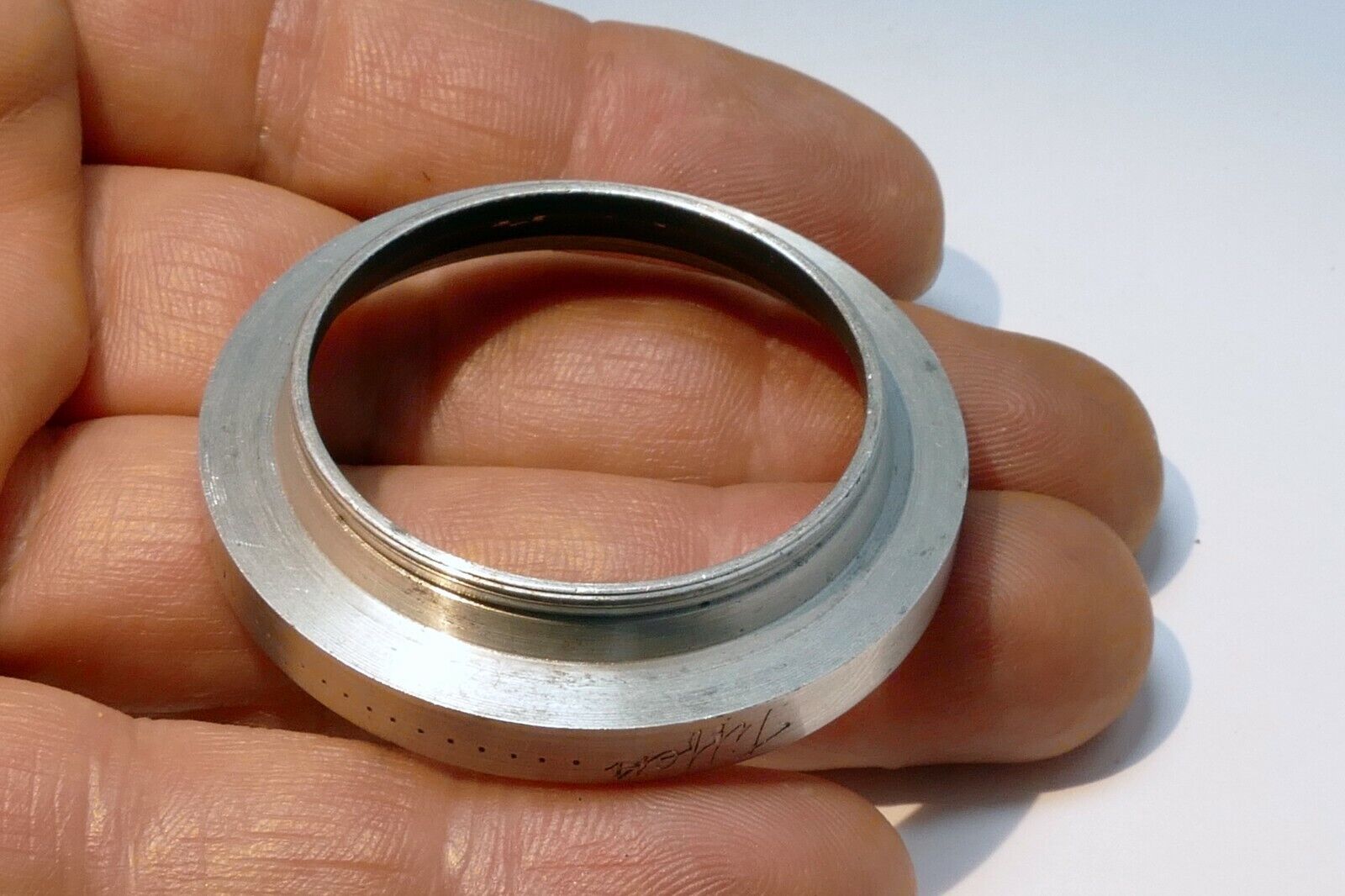 Tiffen 37mm to 44mm series VI 6 filter Holder Adapter ring with retainer ring