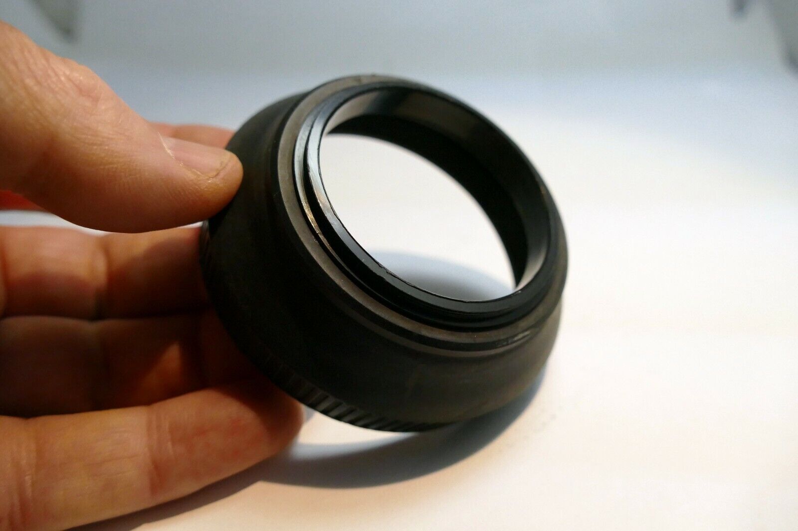 52mm rubber lens hood shade for normal 50mm f1.8 to medium telephoto 85mm f2.8