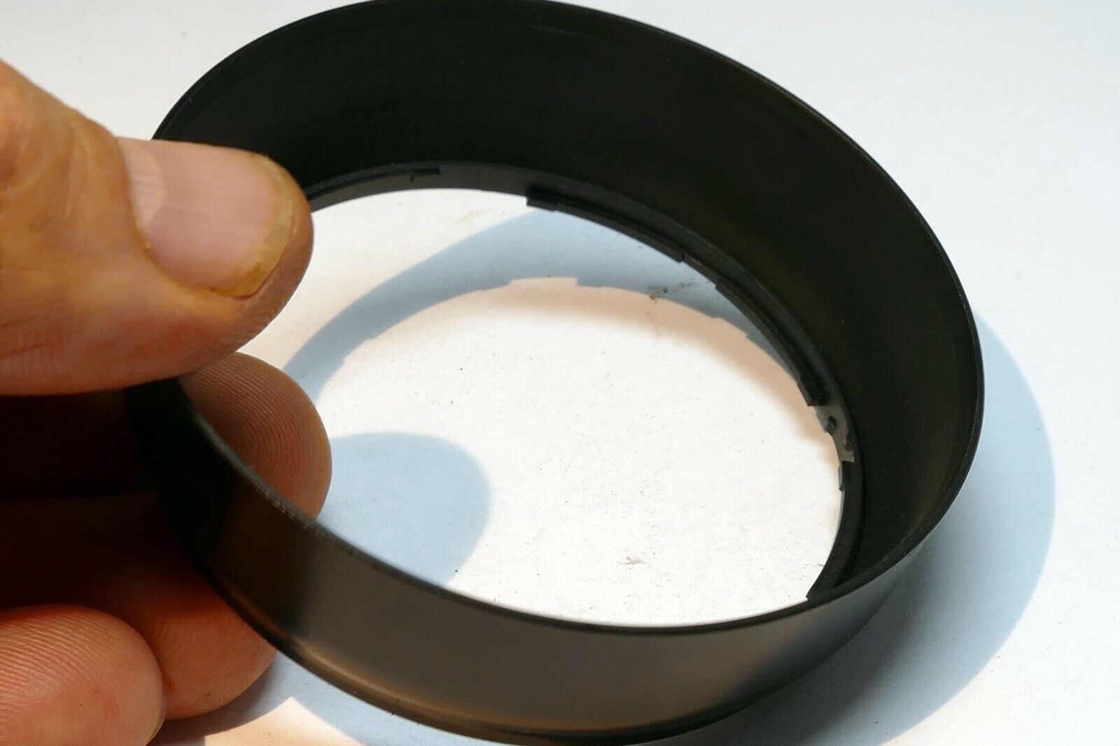 52-55mm Lens Hood Shade twist on type