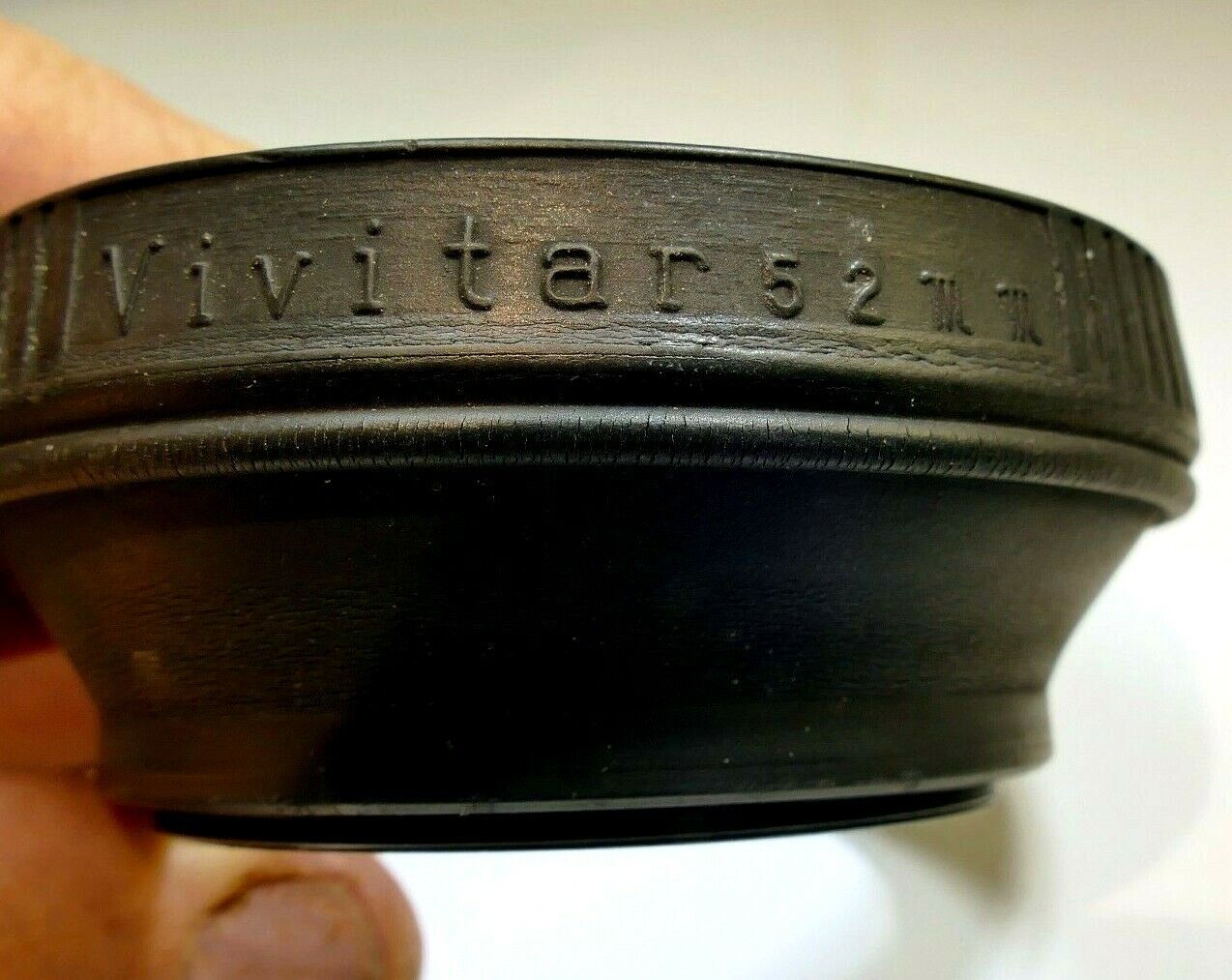 52mm Rubber Lens Hood Shade double threaded for 50mm f1.8 f1.7 lenses