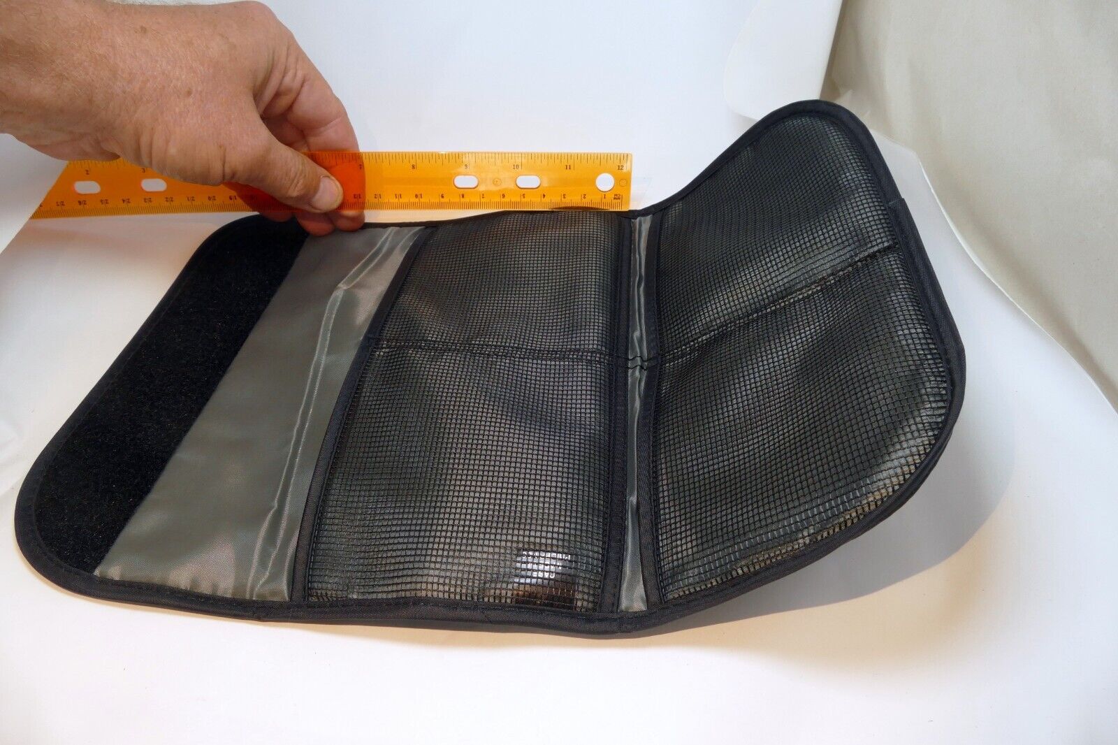 HOYA Soft Filter Pouch Wallet  fits 82-86mm  holds 4 filters