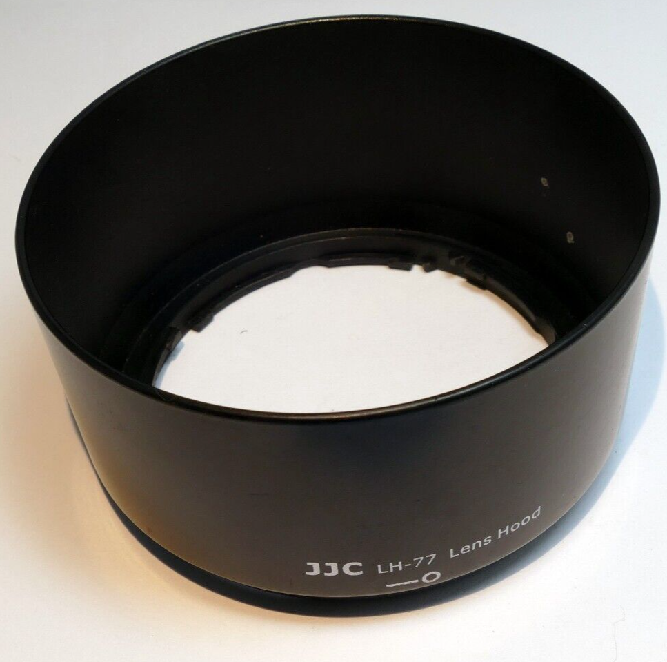 JJC Lens Hood Shade for Nikon AF-P DX NIKKOR 70-300mm f/4.5-6.3G ED VR as HB-77