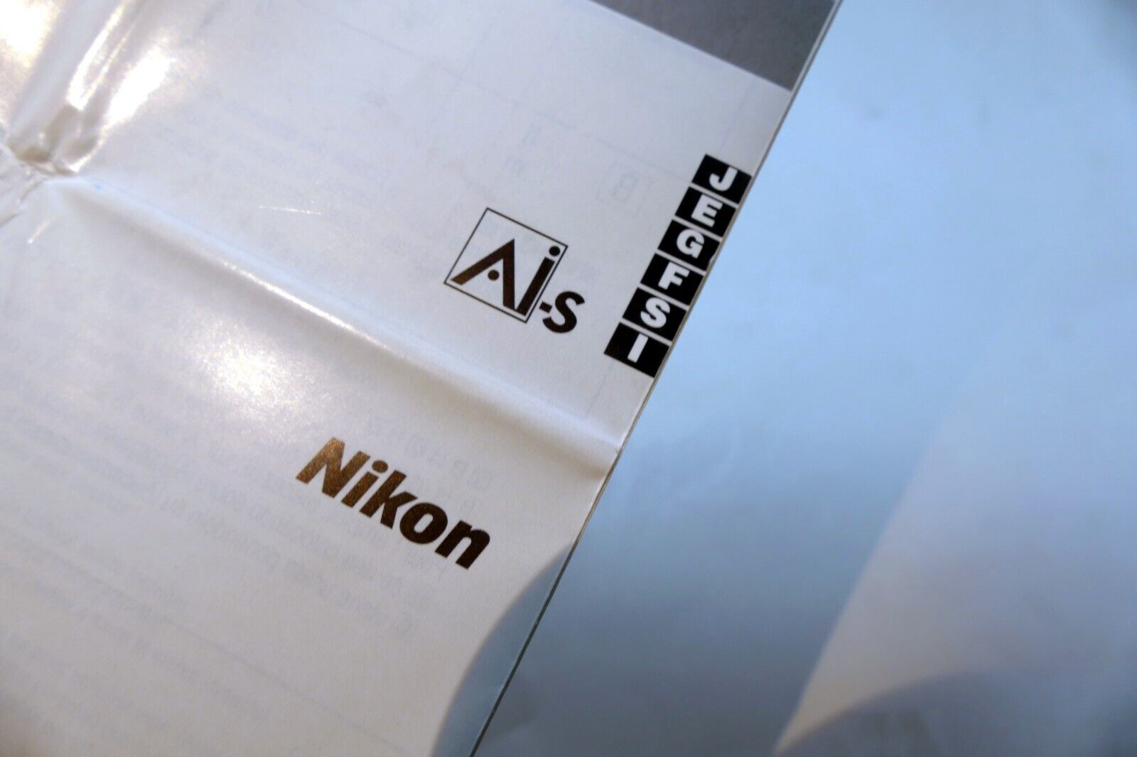 Nikon AF Nikkor 75-300mm f4-5.6 Lens Instruction Guide E English J G S Fr I