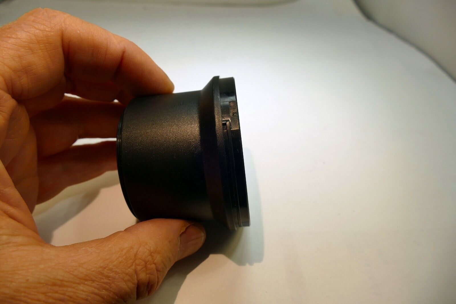 51mm Plastic screw in type (male threads) Lens hood / shade adapter