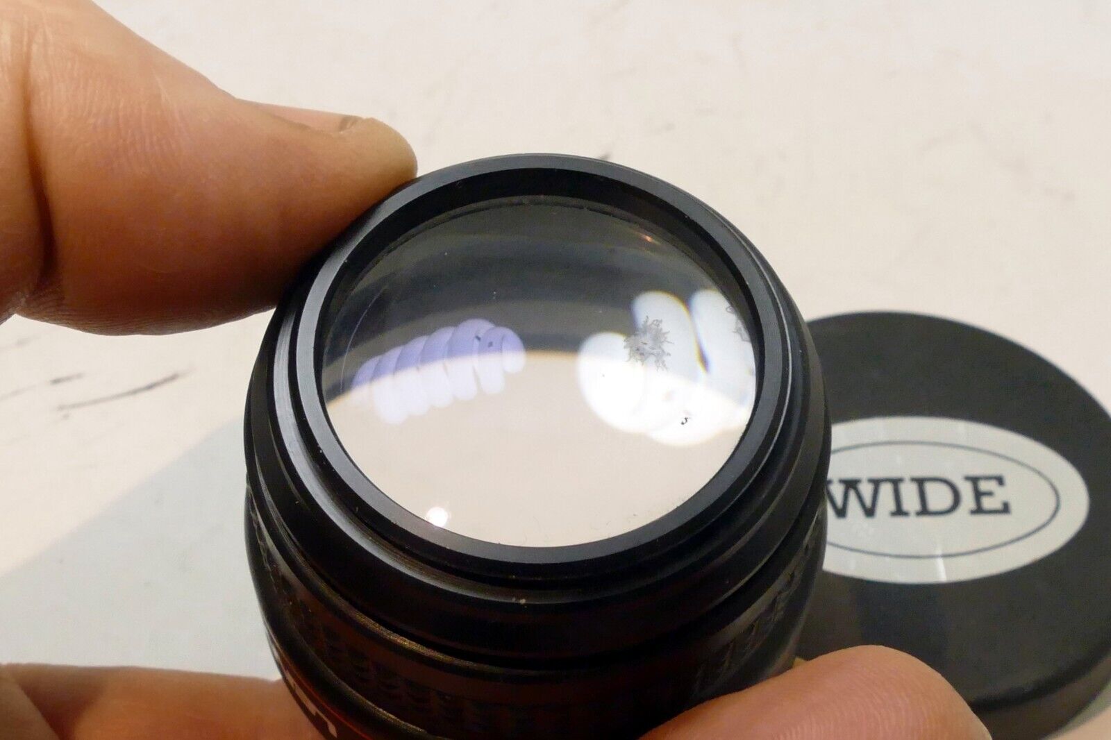 Lenmar 0.5X AUX Wide Angle Lens - Fungus and haze inside - NEEDS CLEANING