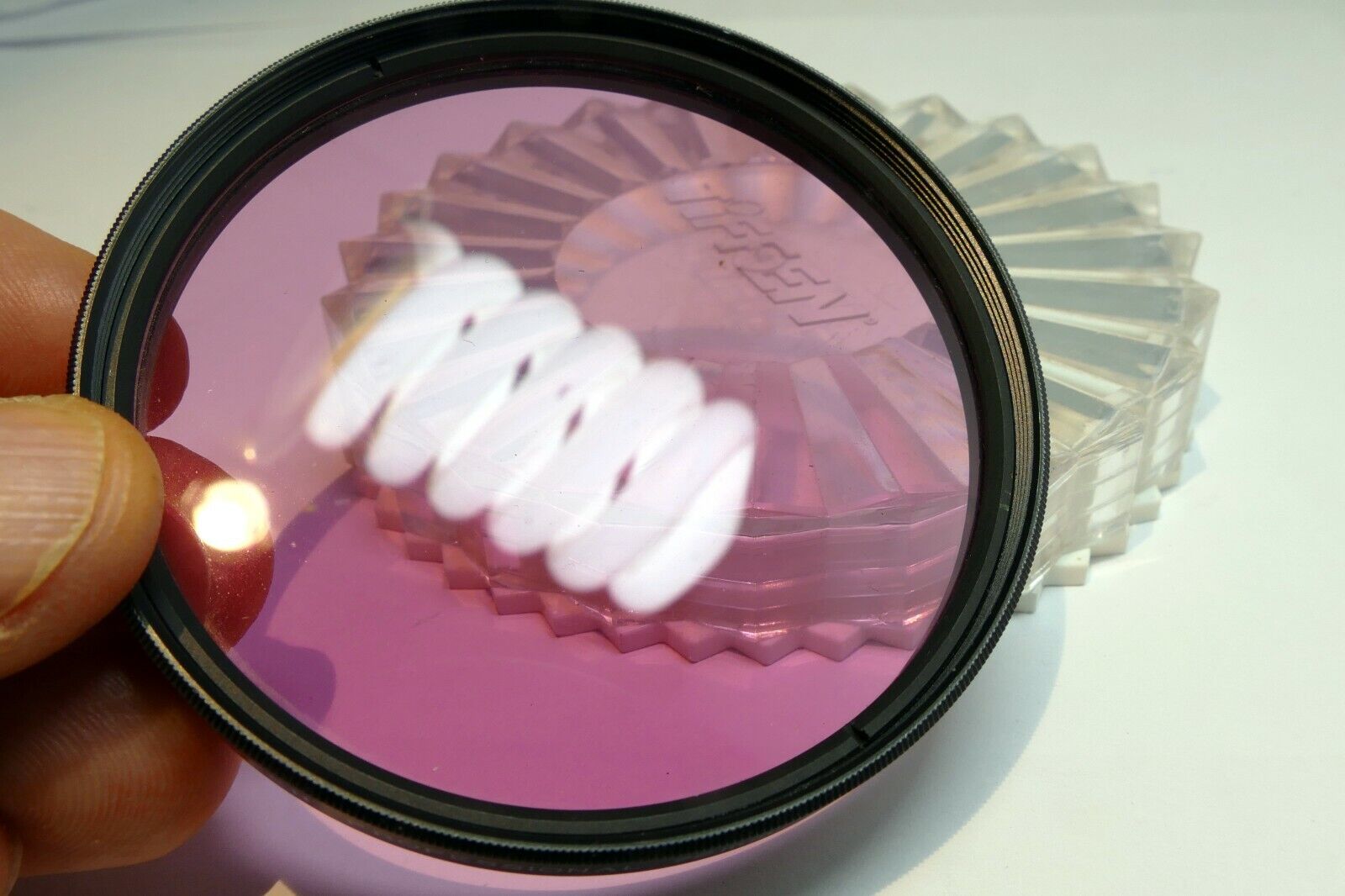 Tiffen Professional 72mm Filter  FL-D Fluorescent to daylight