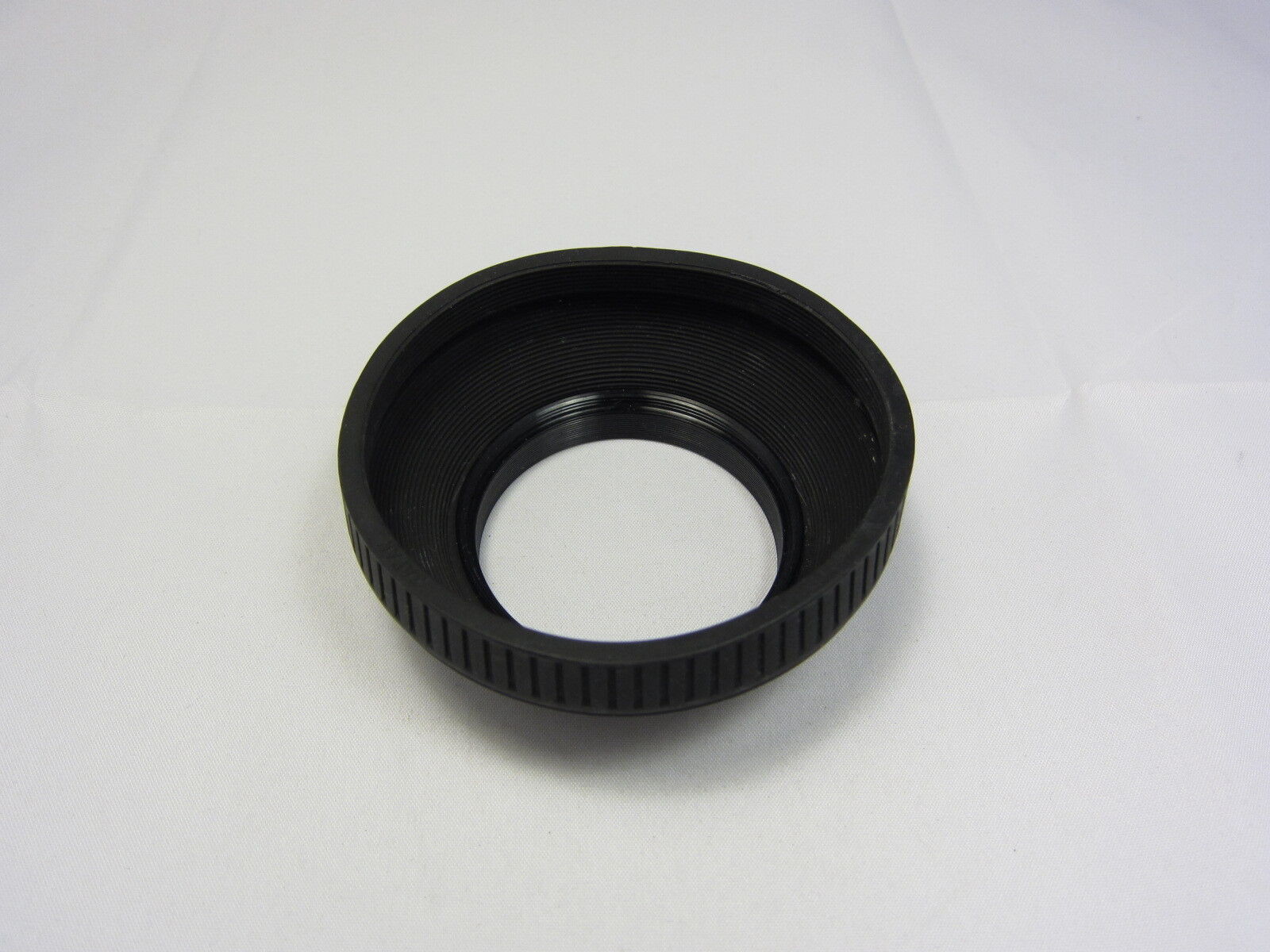 Vivitar 49mm Collapsible Rubber Lens Hood screw in type for 50mm f1.8 f2