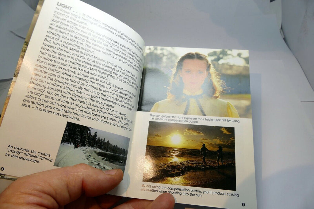 Nikon EM camera Photo Guide  booklet sales brochure