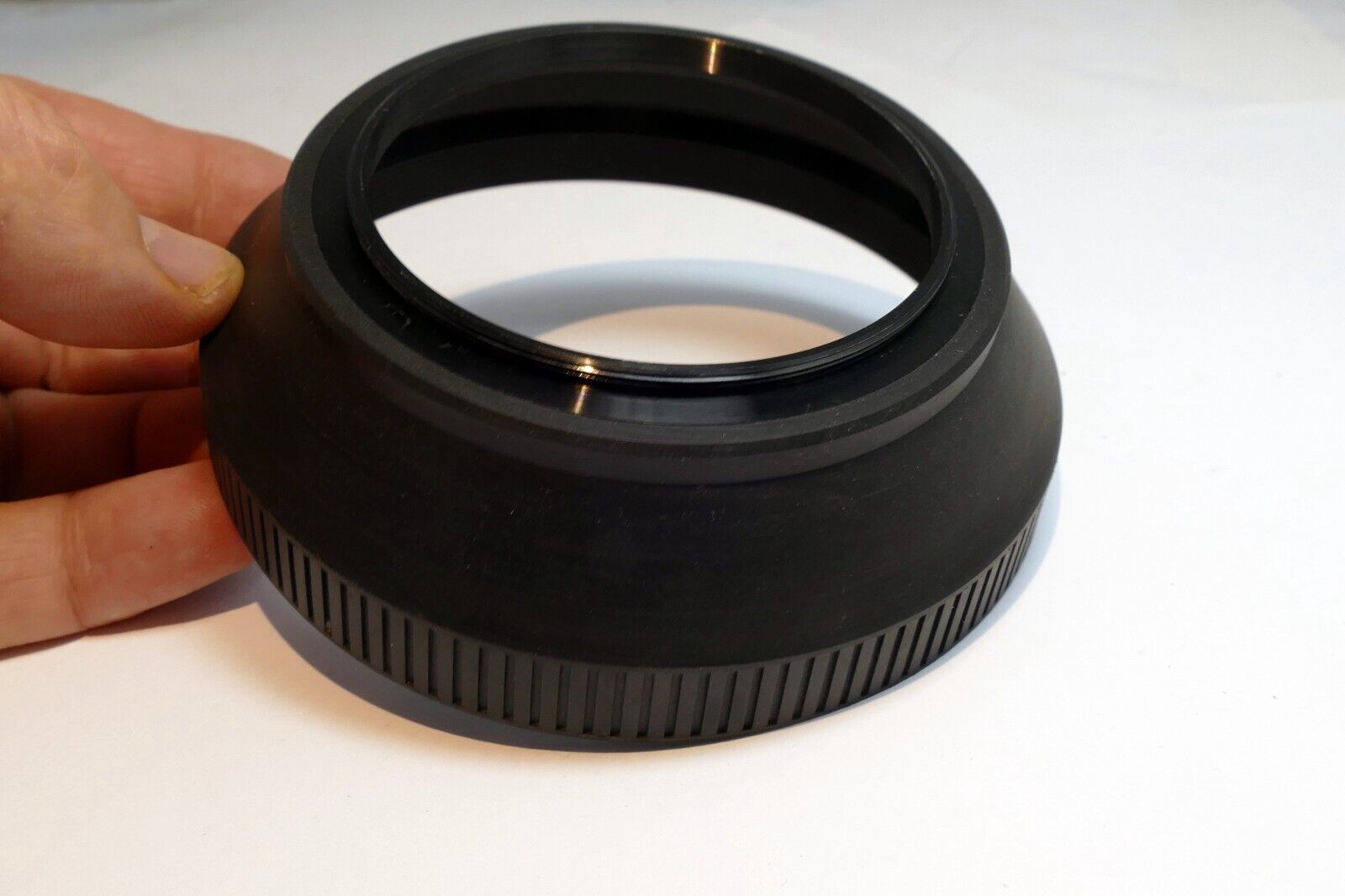 Vivitar 72mm Rubber Lens Hood  single threaded