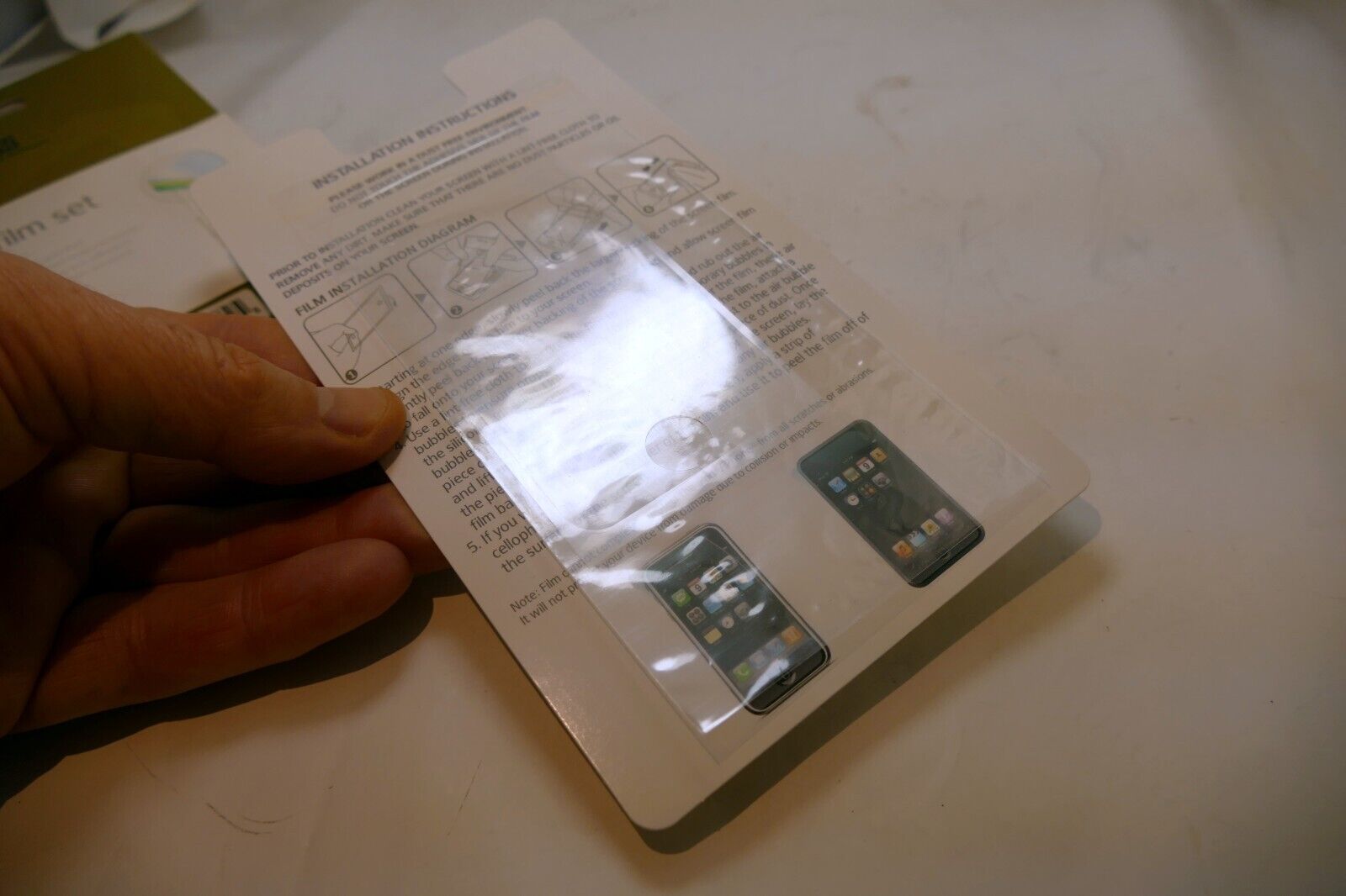 Crystal film LCD Protection screen  for iPhone S3 vintage TN612LL/A