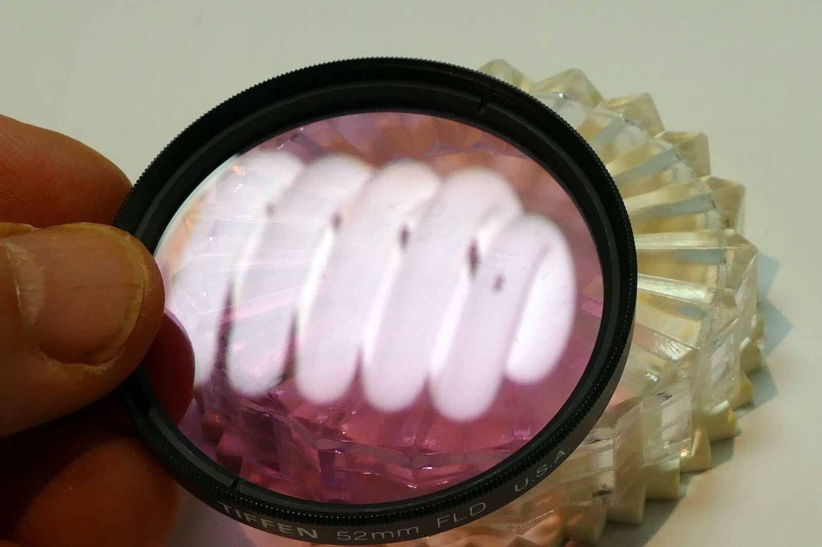 Tiffen Lens Filter 52mm FLD made in USA Fluorescent for Daylight Film - mint