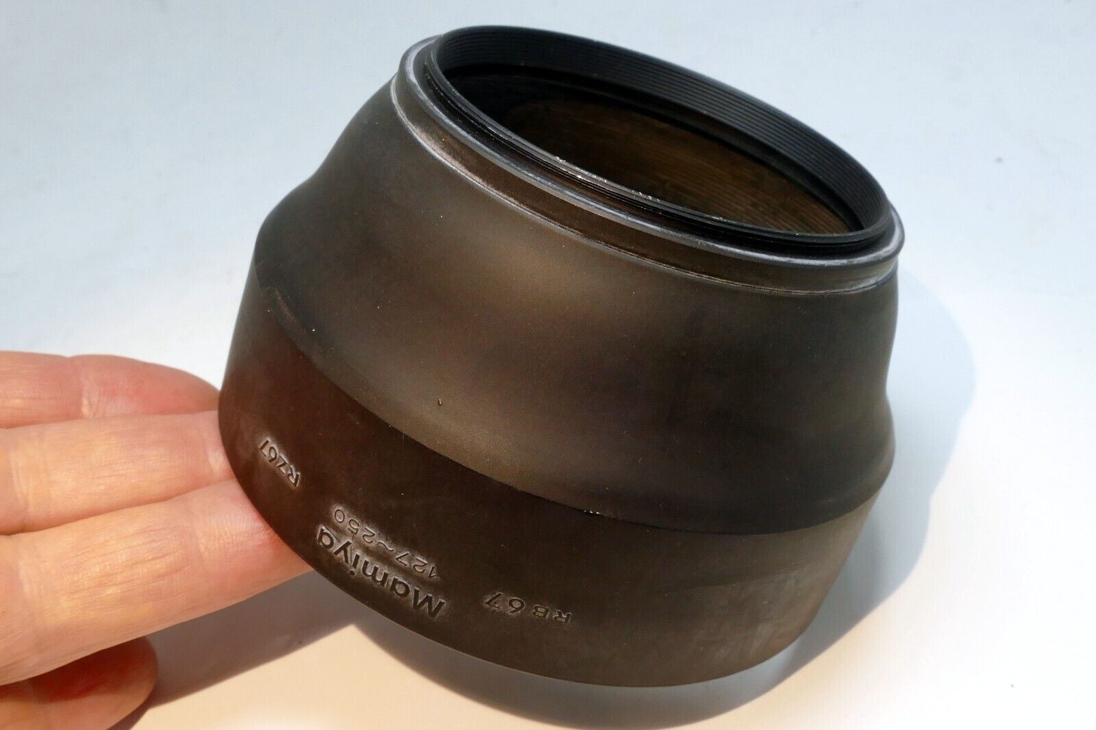 Mamiya 77mm Threaded Lens Hood RZ67 180mm 4.5 210mm  Sekor Z N - Original
