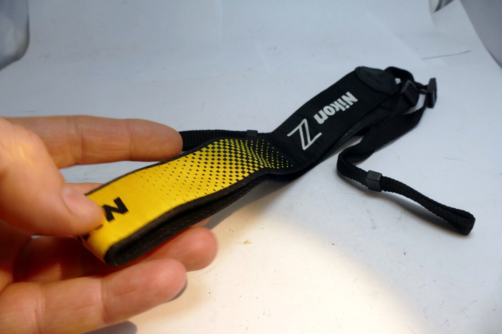 Nikon Z Digital Z5 Z6 Z7 Camera Shoulder neck Strap AN-DC19  - near mint