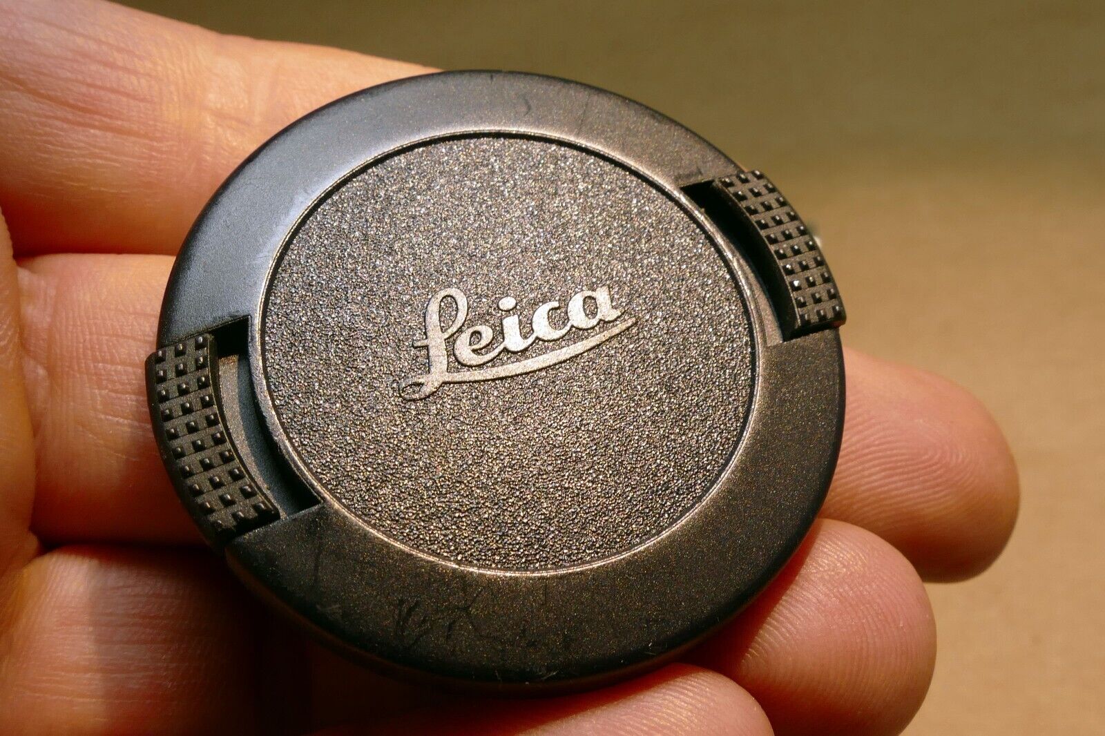 E39 39mm Leica Leitz Front Lens Cap for M 50mm 35mm f2 14038 LELC39M