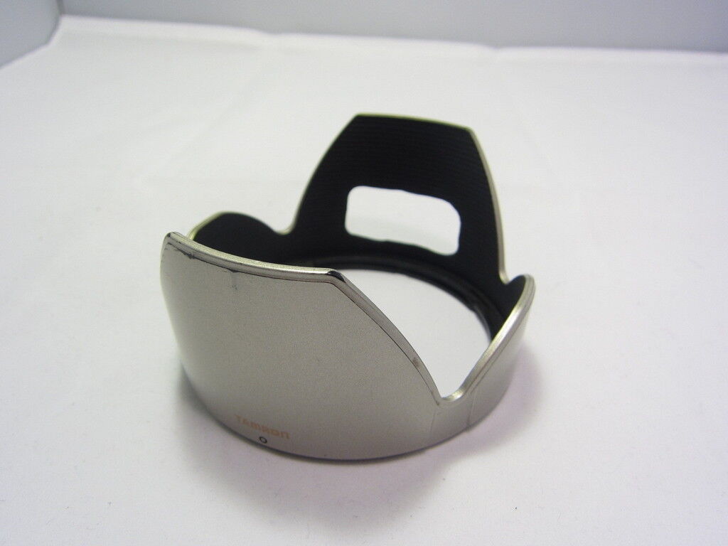 Genuine TAMRON 1D4FH Plastic Lens Hood for 28-300mm f3.5-6.3 Silver  6207022