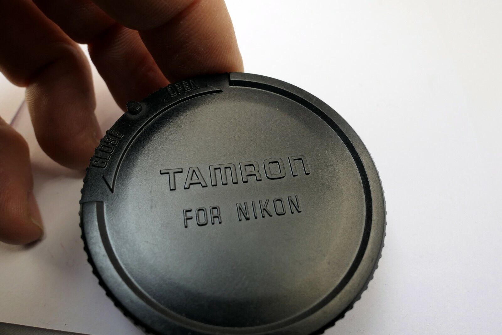Tamron Rear Lens Cap for Nikon F AF AF-D VC f2.8 twist on type bayonet vintage