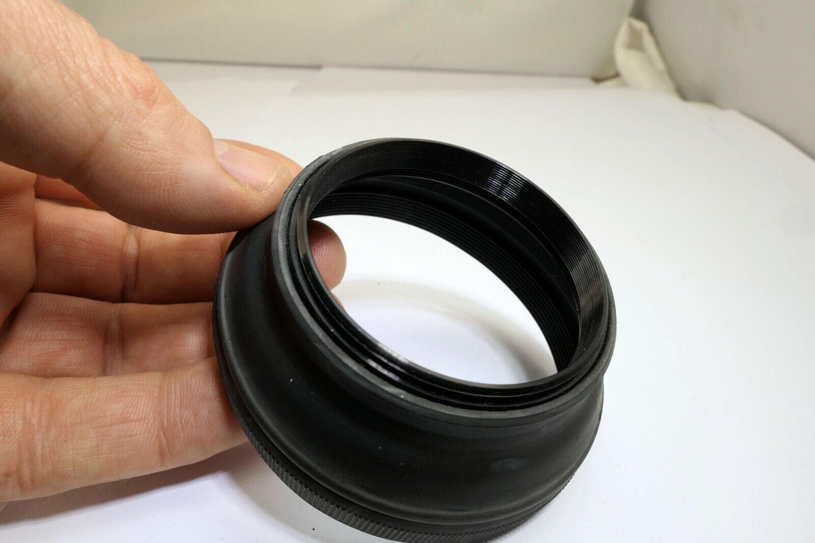 Vivitar 52mm Collapsible Rubber Lens Hood Shade double threaded 50mm f1.8 lens