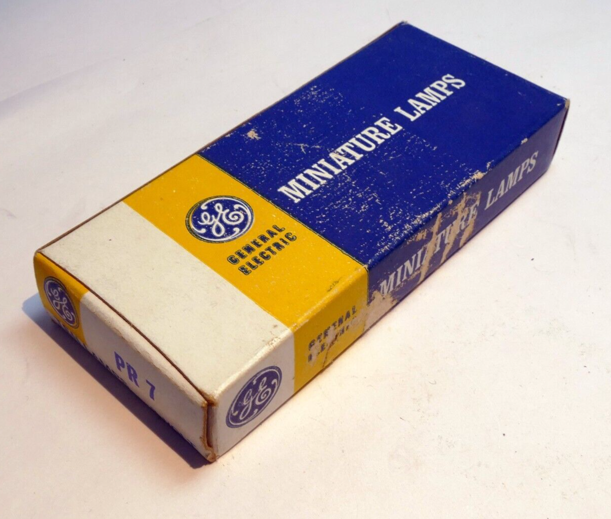 GE No PR 7 Miniature Lamp Bulbs 3V -  9 pcs pack vintage for flashlight