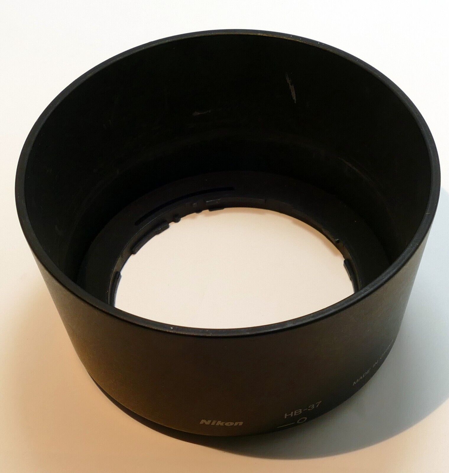 NIKON HB-37 Lens Hood Shade for AF-S VR 85mm f3.5 Nikkor  OEM Original