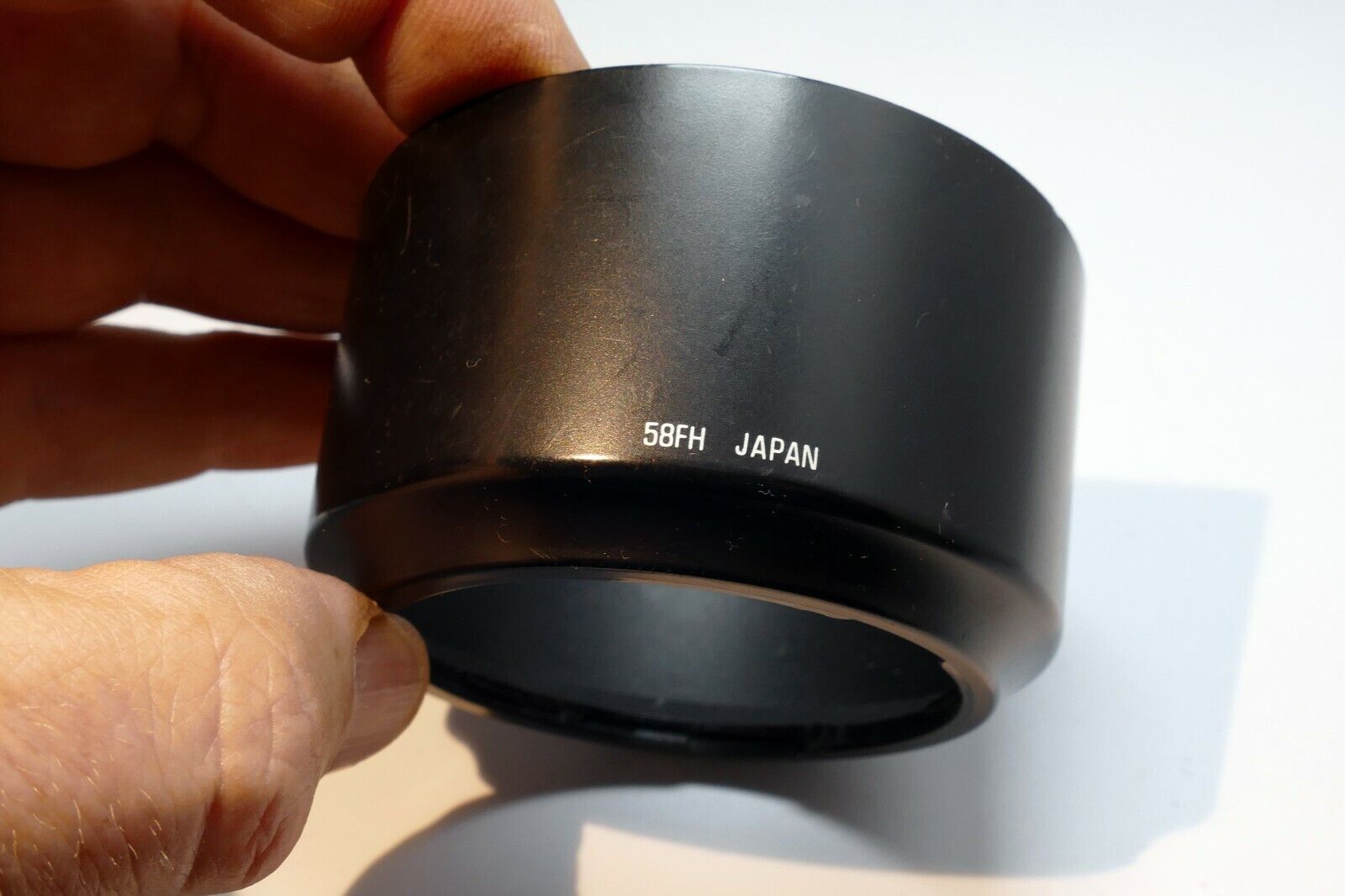 Tamron  58FH 70-210mm f4-5.6 AF Lens Hood Shade Adaptall (manual focus)