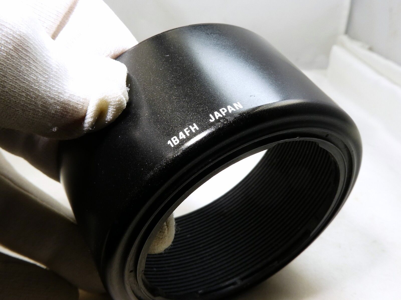 Tamron 1B4FH Plastic Lens Hood Shade for 58mm filter rim 70-300mm f4-5.6 AF LD