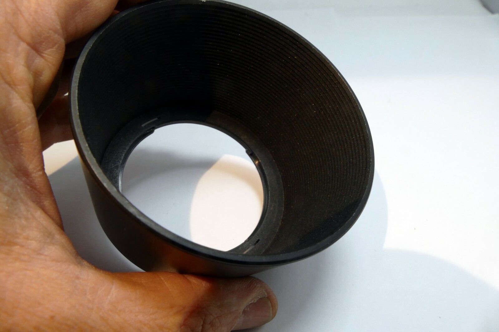 Tamron 1D2FH Lens Hood for Shade 100-300mm f5-6.3 macro AF zoom Model 186D