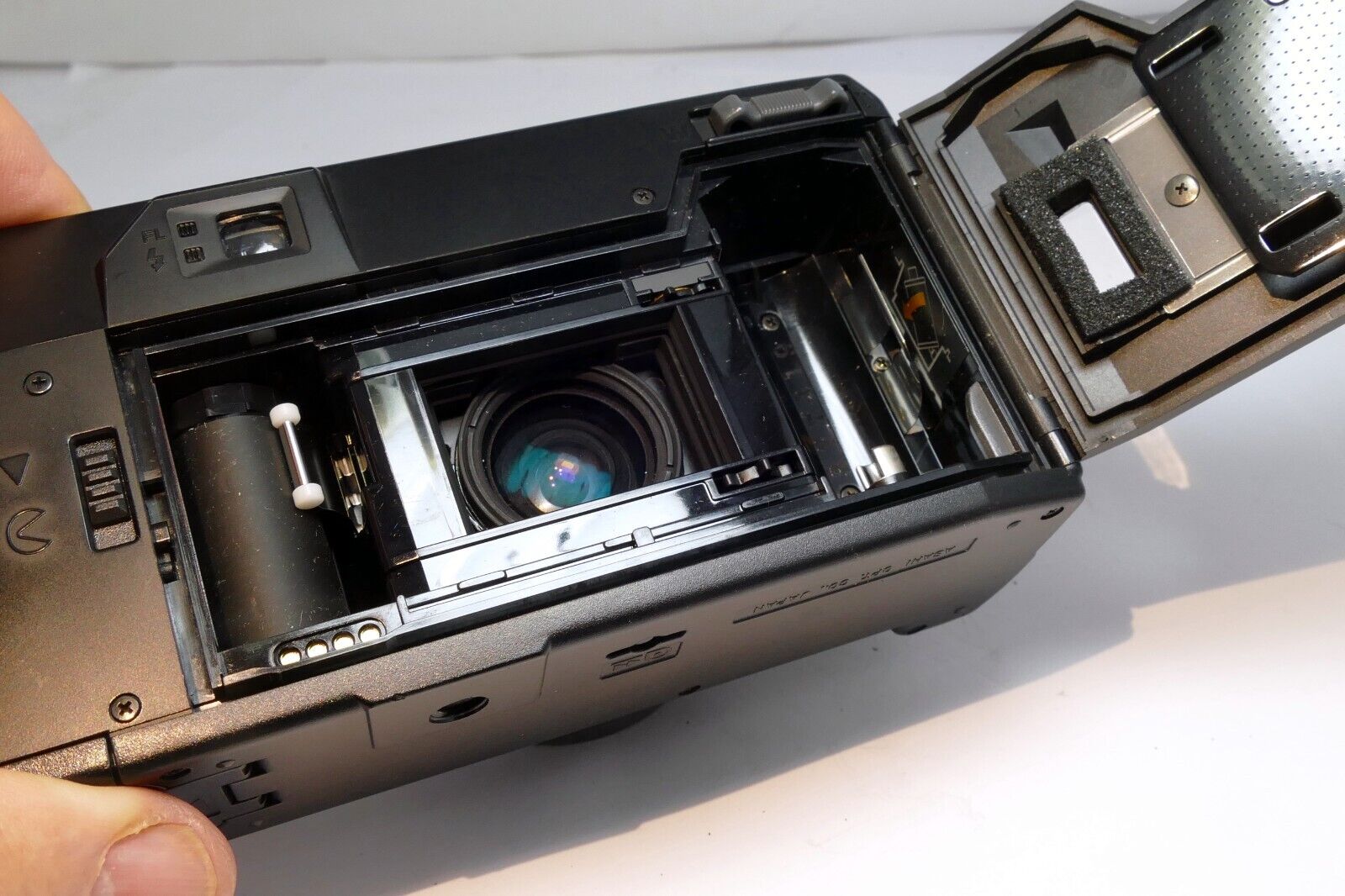 Pentax IQ zoom 35-70mm AF 35mm Camera  - Untested AS IS, might work, or not